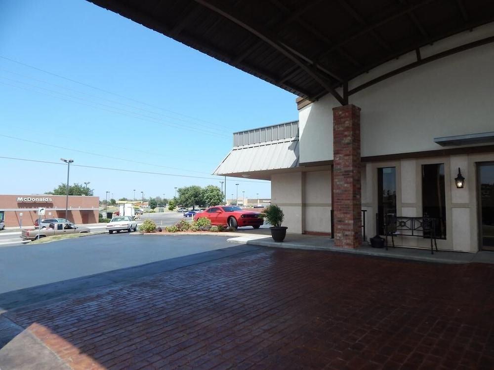 Quality Inn Chickasha Kültér fotó